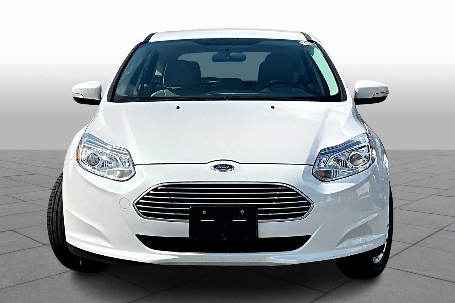 Used 2015 Ford Focus Electric with VIN 1FADP3R49FL378027 for sale in College Park, MD