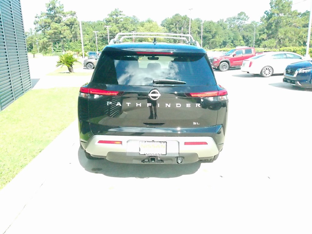 2025 Nissan Pathfinder SL photo 4