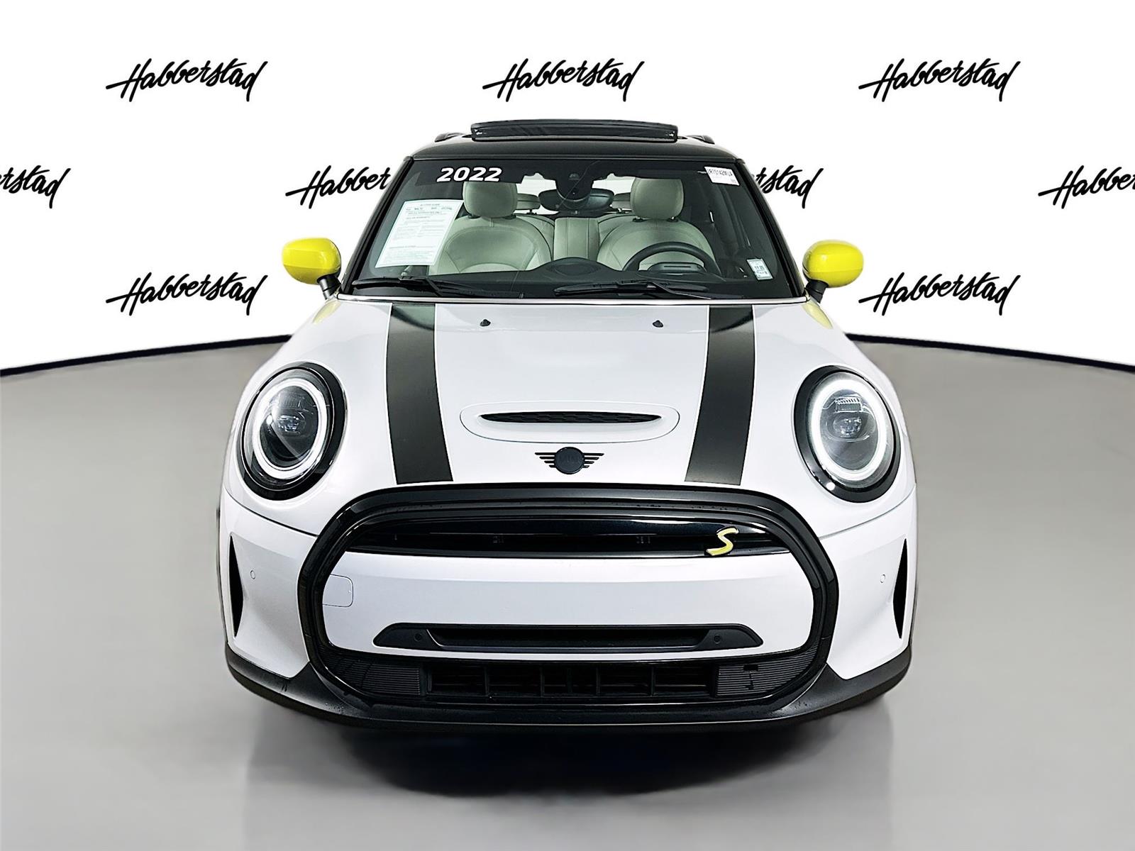 Used 2022 MINI Hardtop 2 Door SE with VIN WMW13DJ02N2R75142 for sale in Huntington Station, NY
