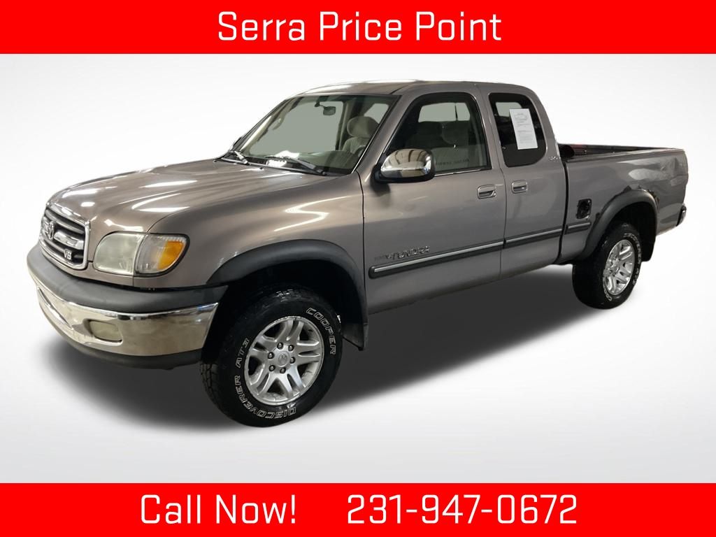 2002 Toyota Tundra SR5's photo