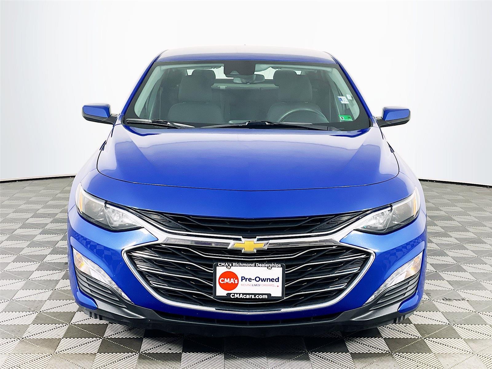 2023 Chevrolet Malibu 1LT photo 2