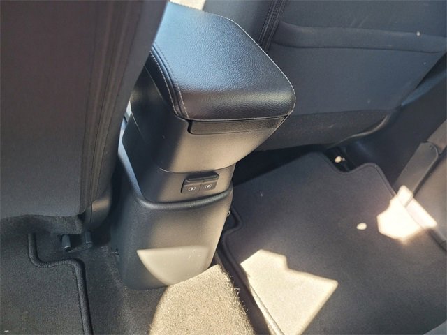 2024 Nissan Kicks S photo 4