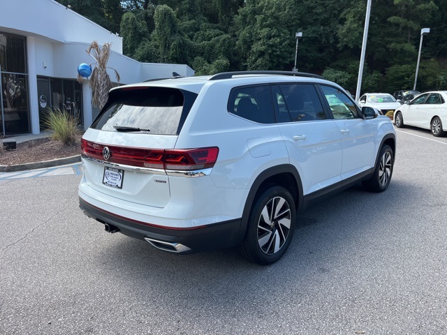 2025 Volkswagen Atlas SE Technology photo 3