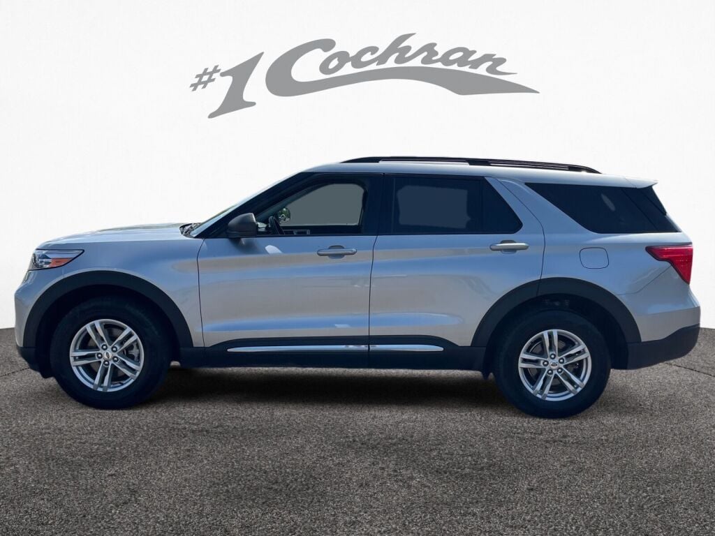 2022 Ford Explorer XLT photo 4