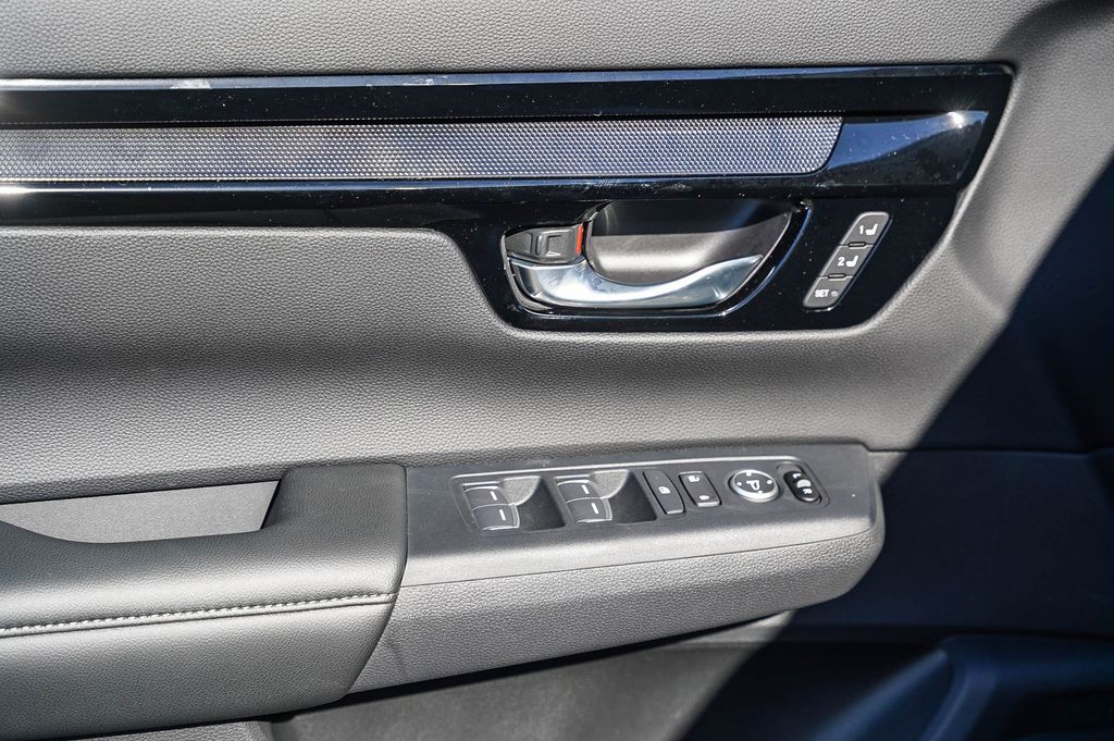 2025 Honda CR-V EX-L photo 22