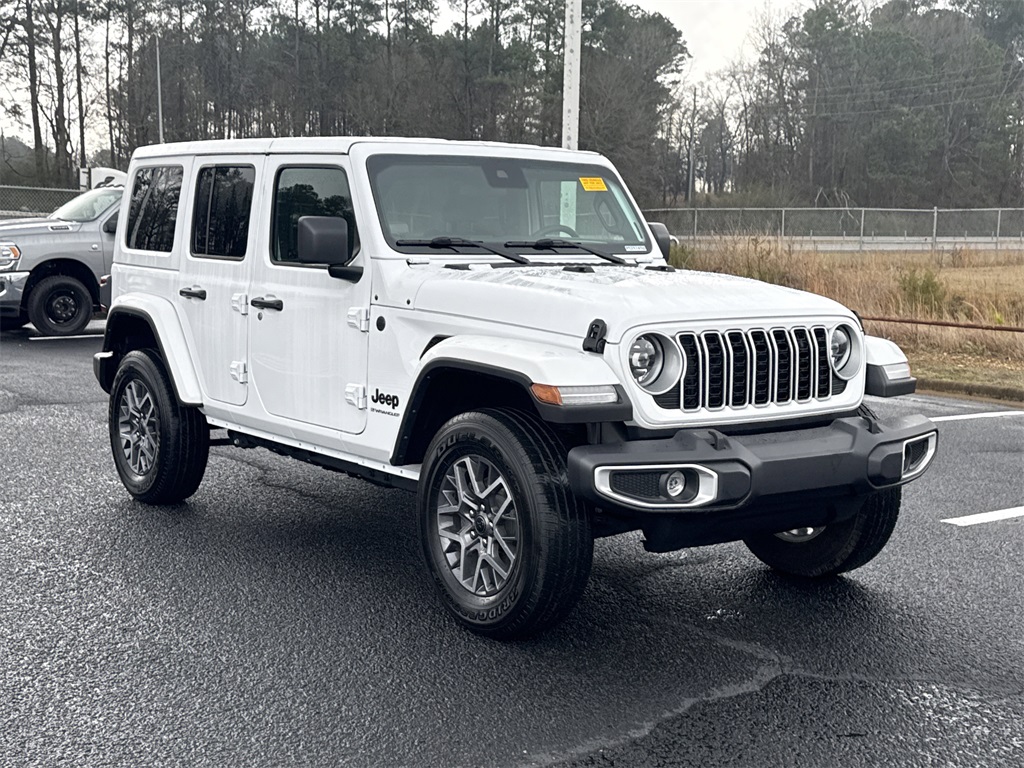 2025 Jeep Wrangler 4-Door Sahara's photo