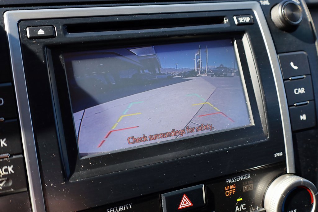 2012 Toyota Camry L photo 16