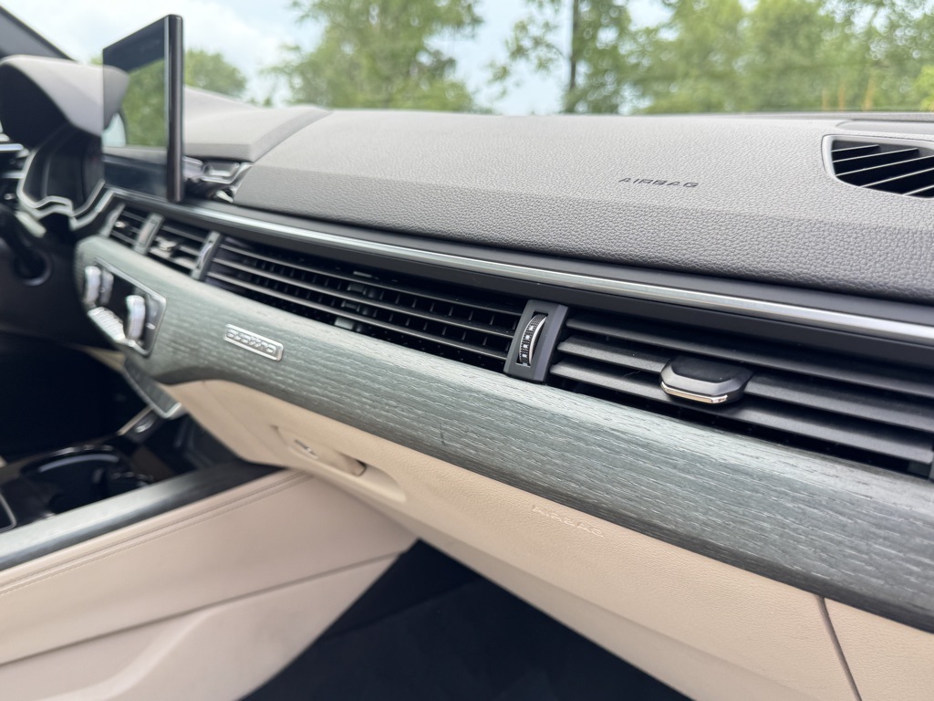 2022 Audi A4 45 S line Premium Plus Quattro photo 26