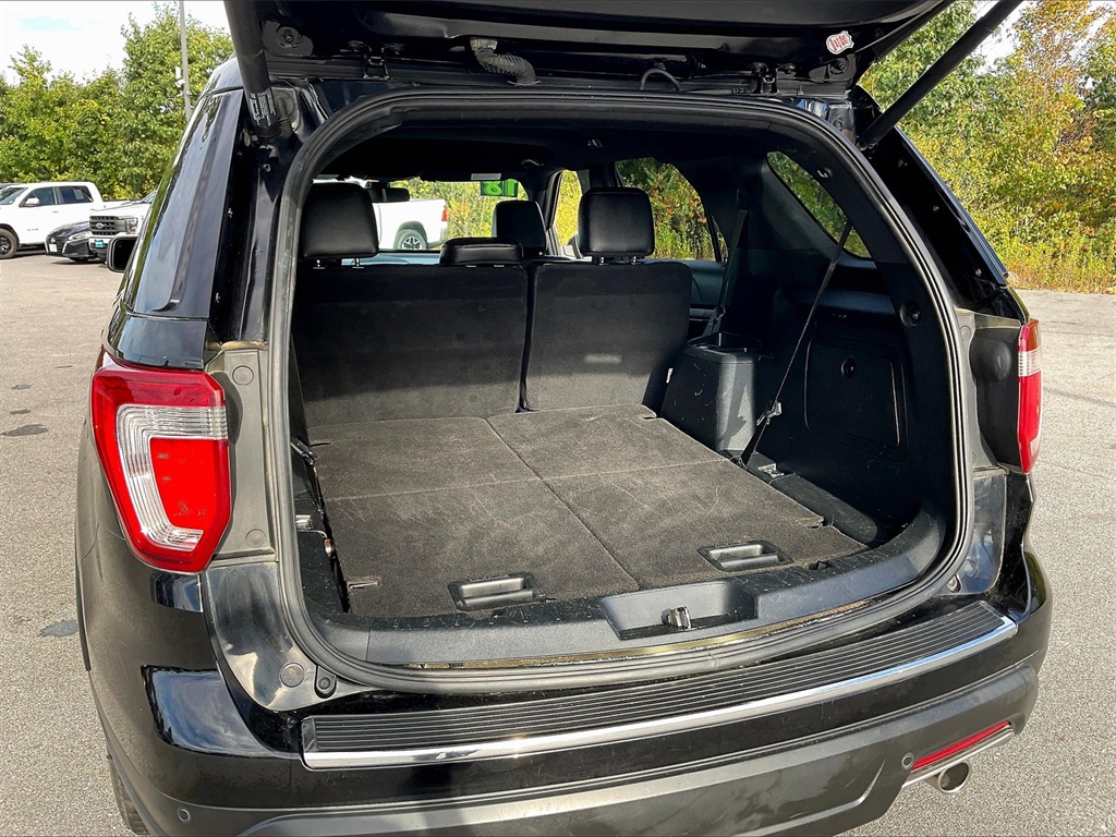 2018 Ford Explorer XLT photo 36