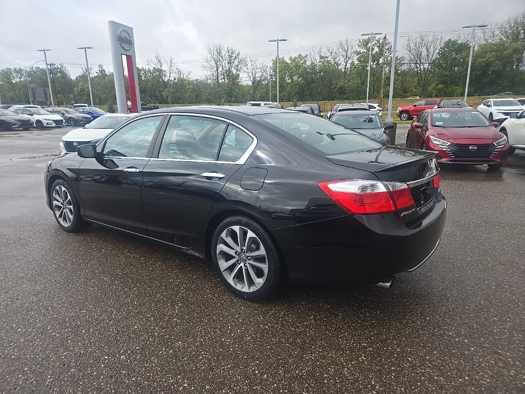 2014 Honda Accord Sport photo 4