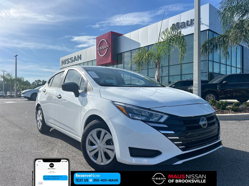 2025 Nissan Versa Sedan S's photo