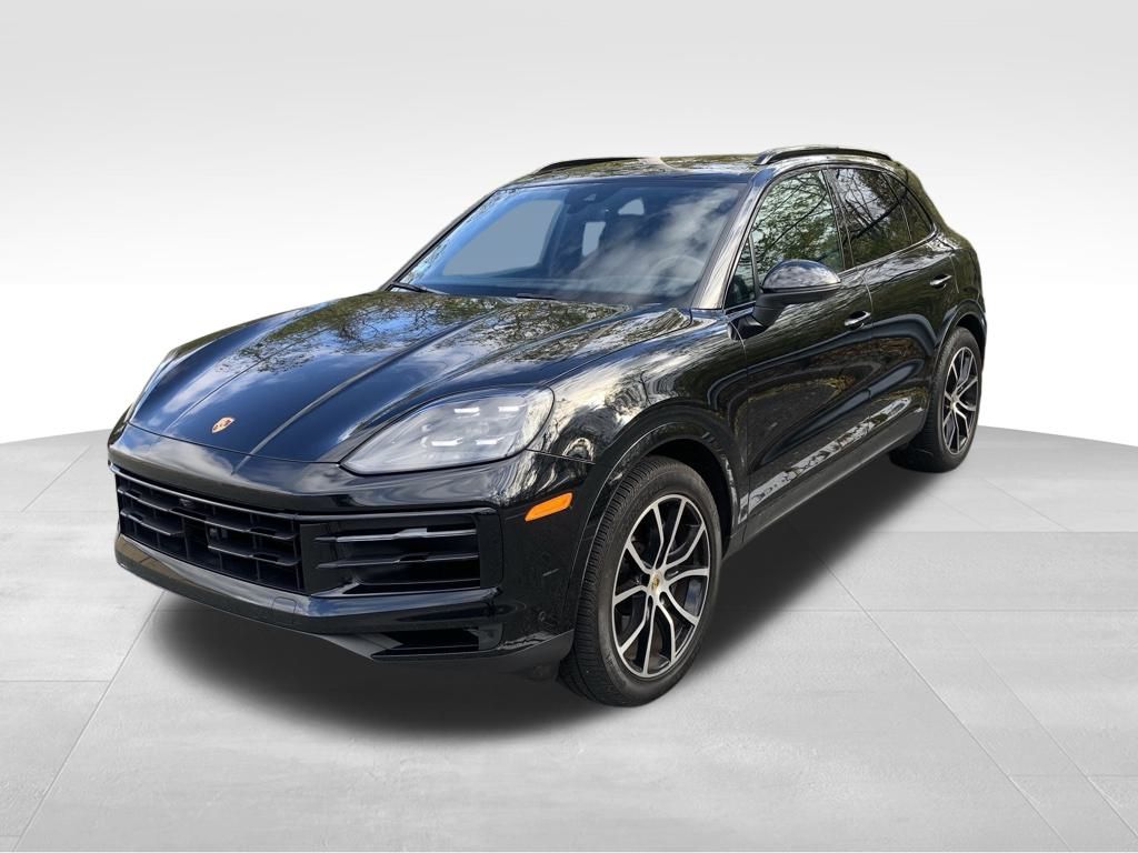 2024 Porsche Cayenne Base's photo