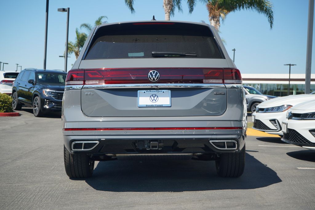 2025 Volkswagen Atlas SEL Premium R-Line photo 4