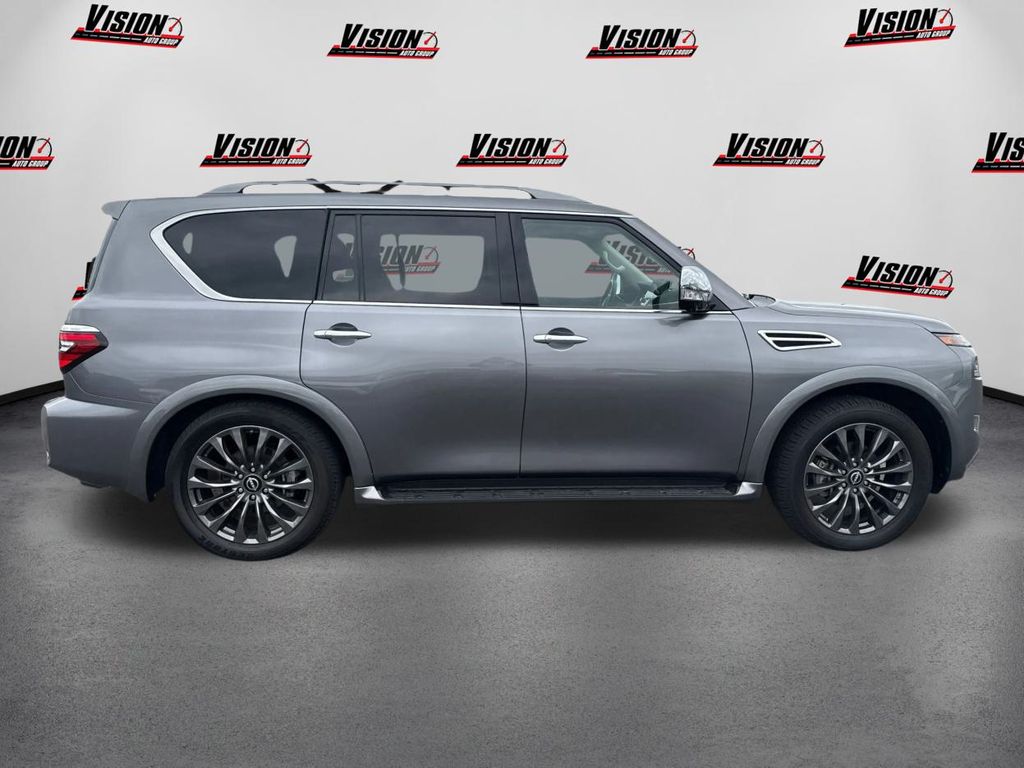 2023 Nissan Armada Platinum photo 4