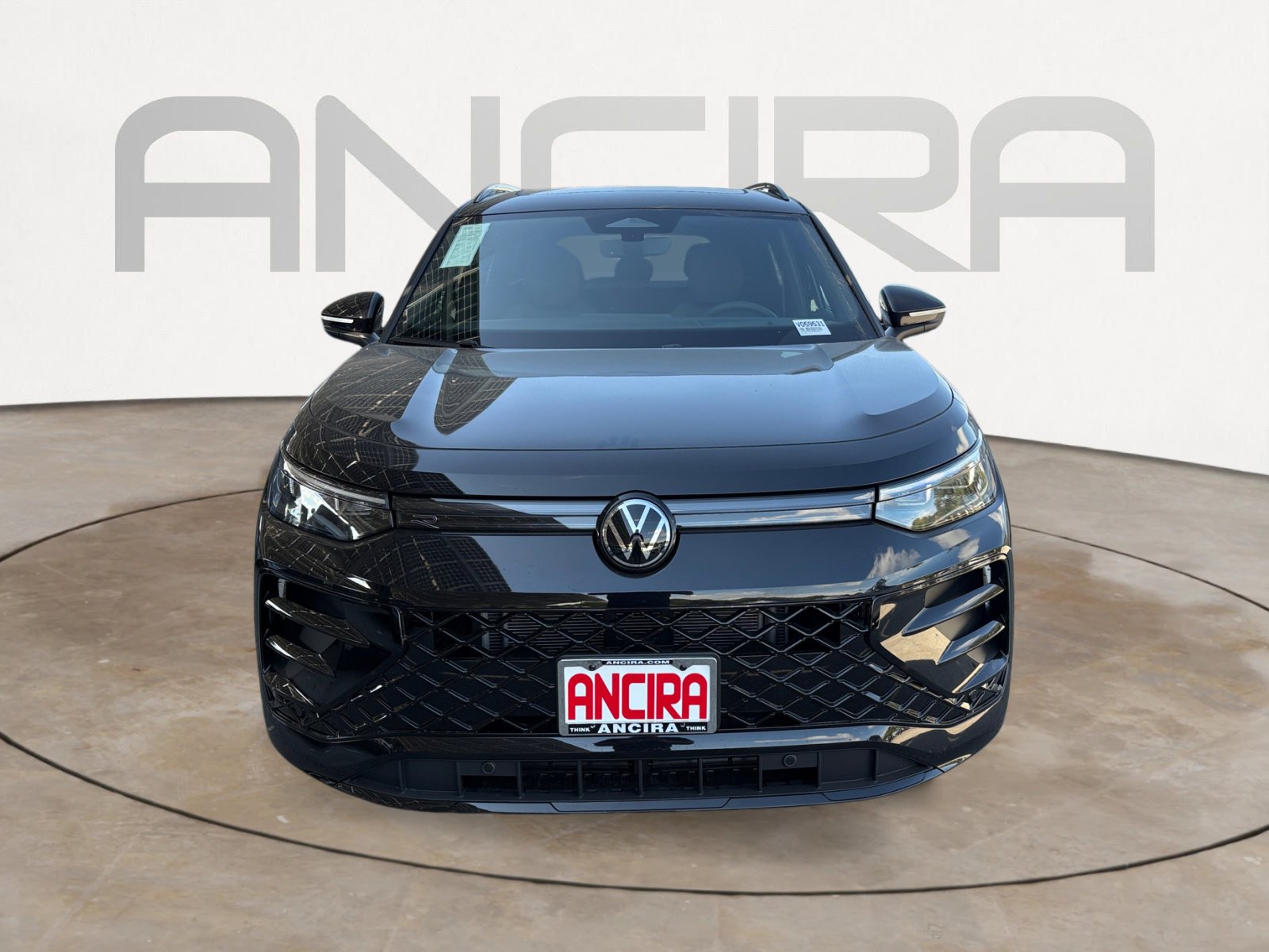 2025 Volkswagen Tiguan SE R-Line Black photo 3