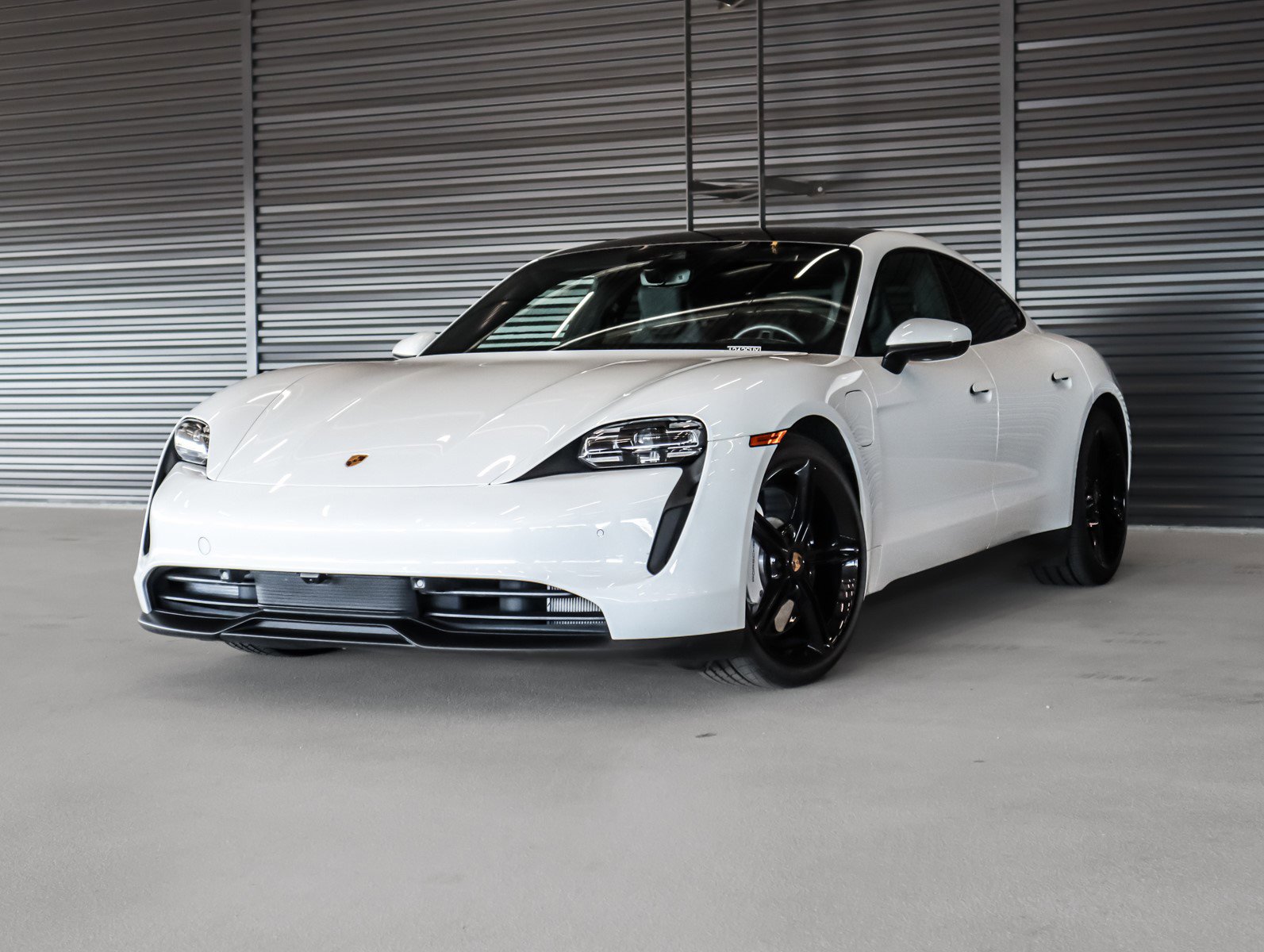 2022 Porsche Taycan Base