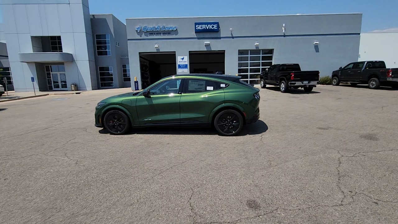 2025 Ford Mustang Mach-E GT photo 2