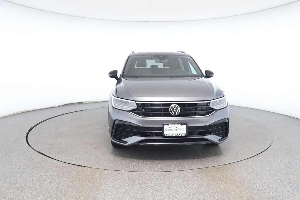 2022 Volkswagen Tiguan SE R-Line Black photo 7
