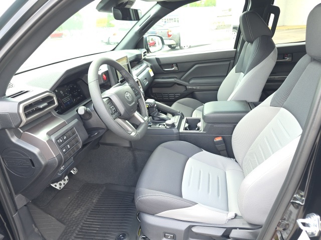 2025 Toyota Tacoma TRD Sport 4x4 Double Cab photo 7