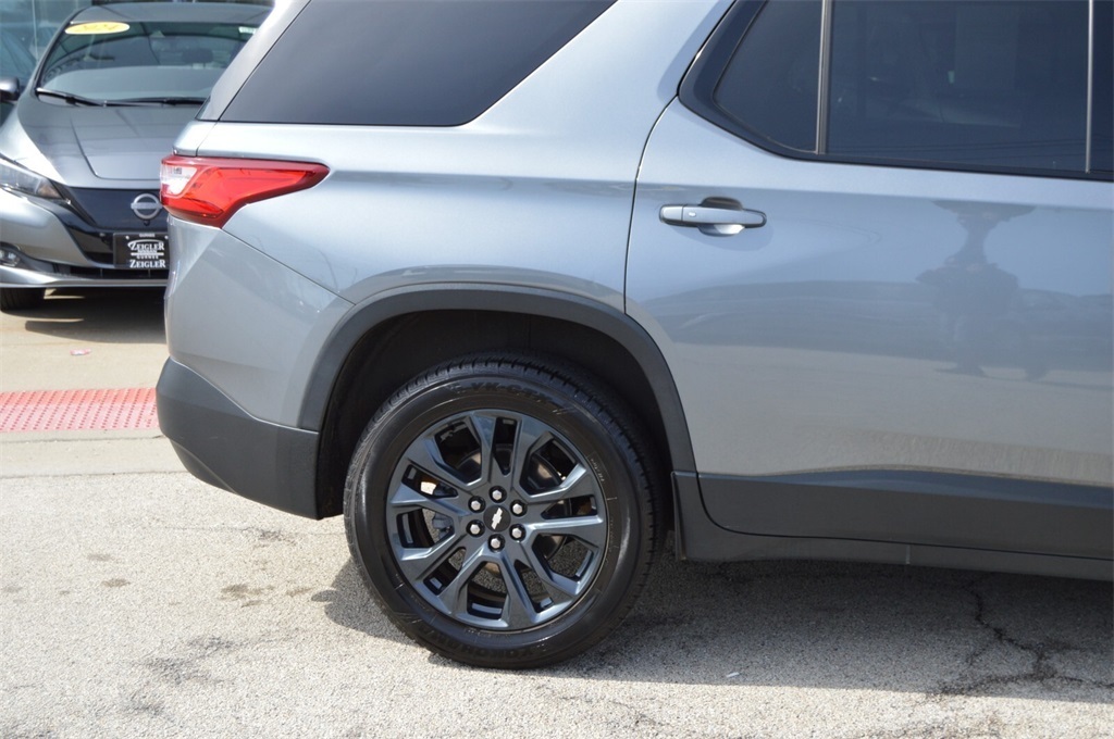 2021 Chevrolet Traverse RS photo 3