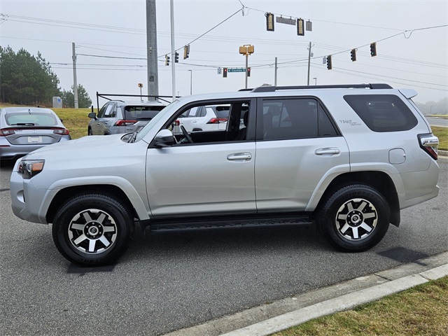 2024 Toyota 4Runner TRD Off-Road photo 4