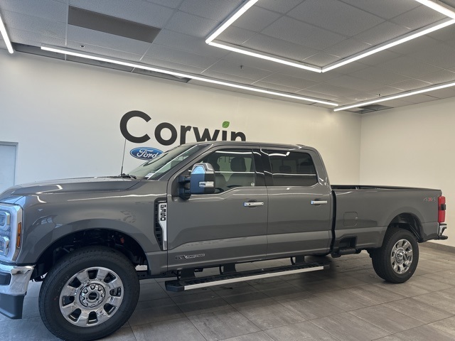 2025 Ford F-350 Lariat photo 7