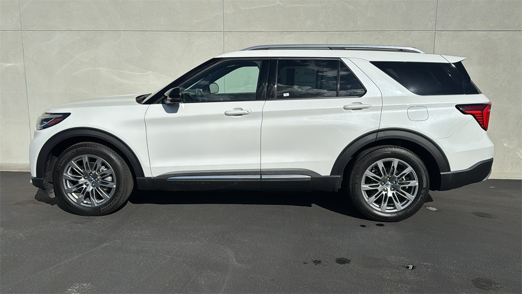 2025 Ford Explorer Platinum photo 4