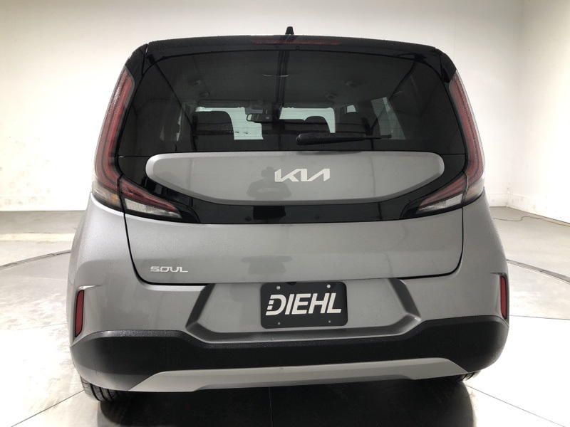 2023 Kia Soul S photo 4