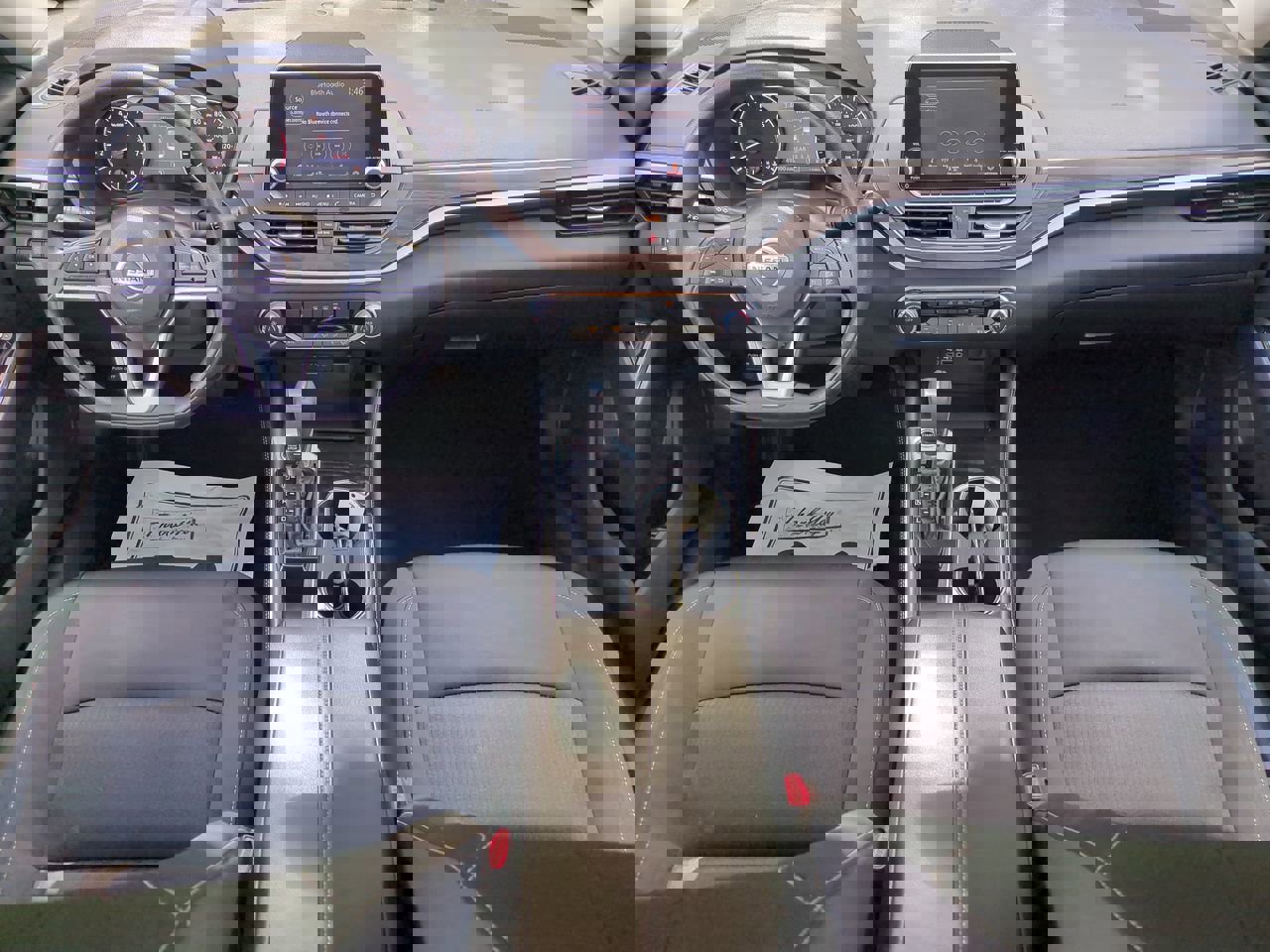 2023 Nissan Altima 2.5 SV photo 13