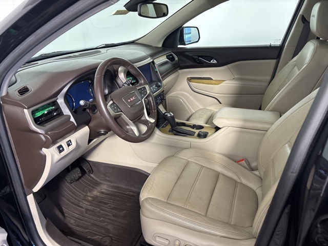2017 Gmc Acadia Denali photo 8