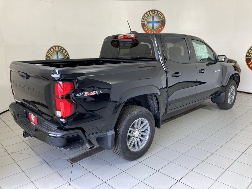 2026 Chevrolet Colorado LT photo 15