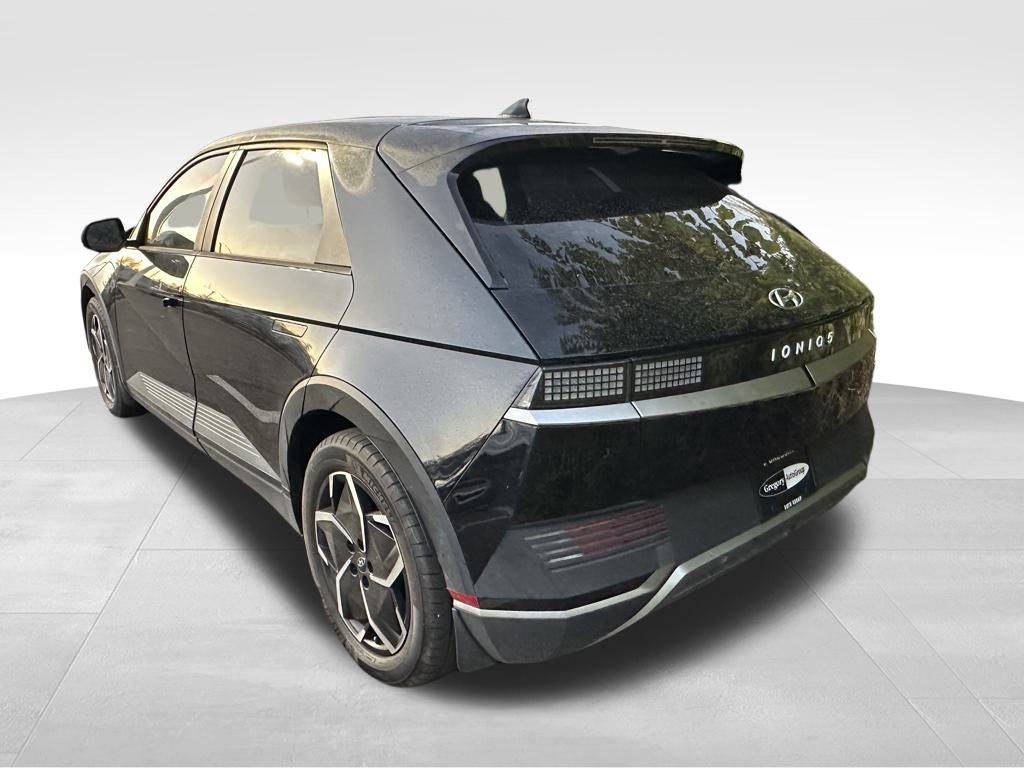2022 Hyundai Ioniq 5 SE photo 4