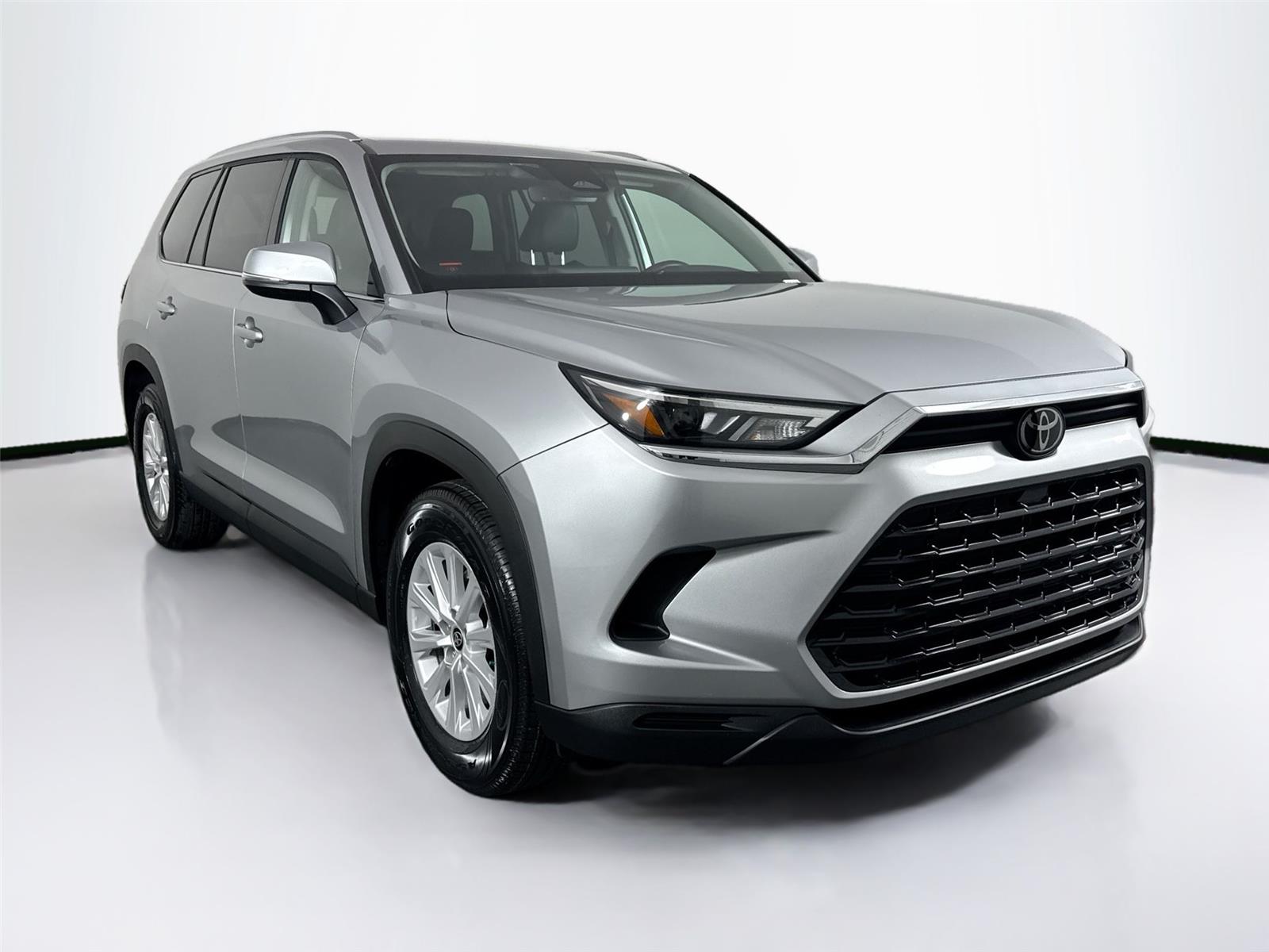 2025 Toyota Grand Highlander XLE photo 4