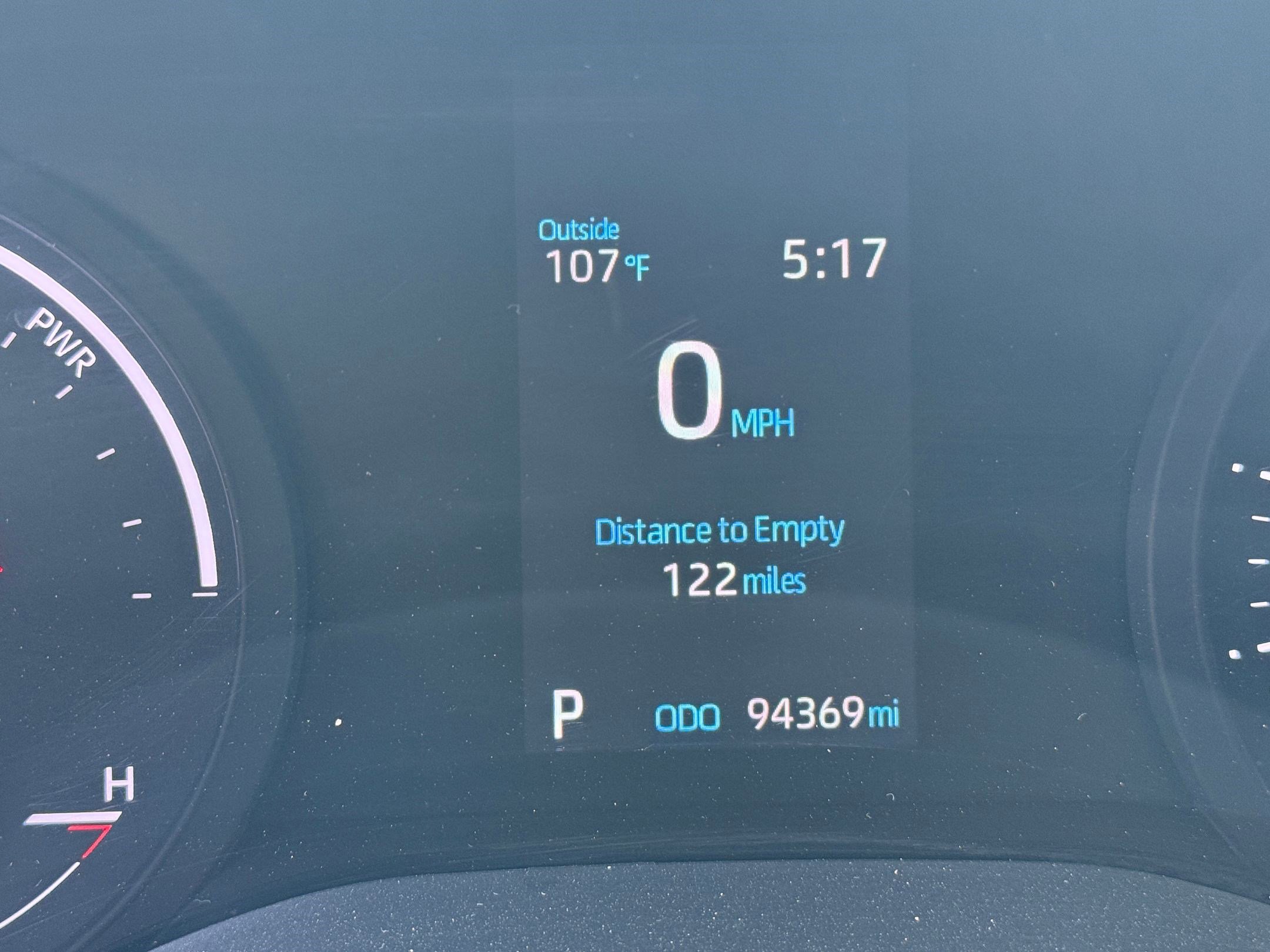 2022 Toyota Sienna XLE photo 19