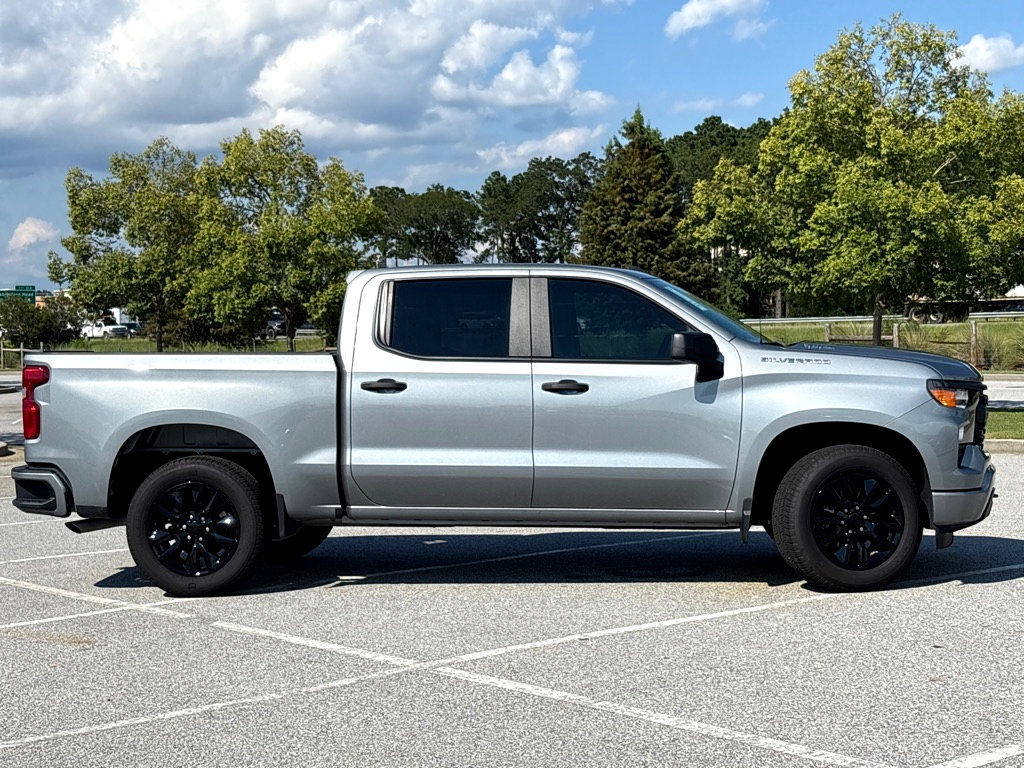 2025 Chevrolet Silverado 1500 Custom photo 20
