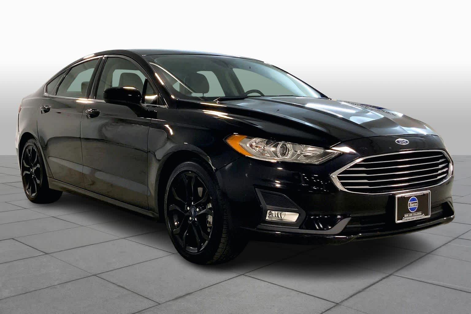 Used 2019 Ford Fusion SE with VIN 3FA6P0HD5KR171963 for sale in Kansas City