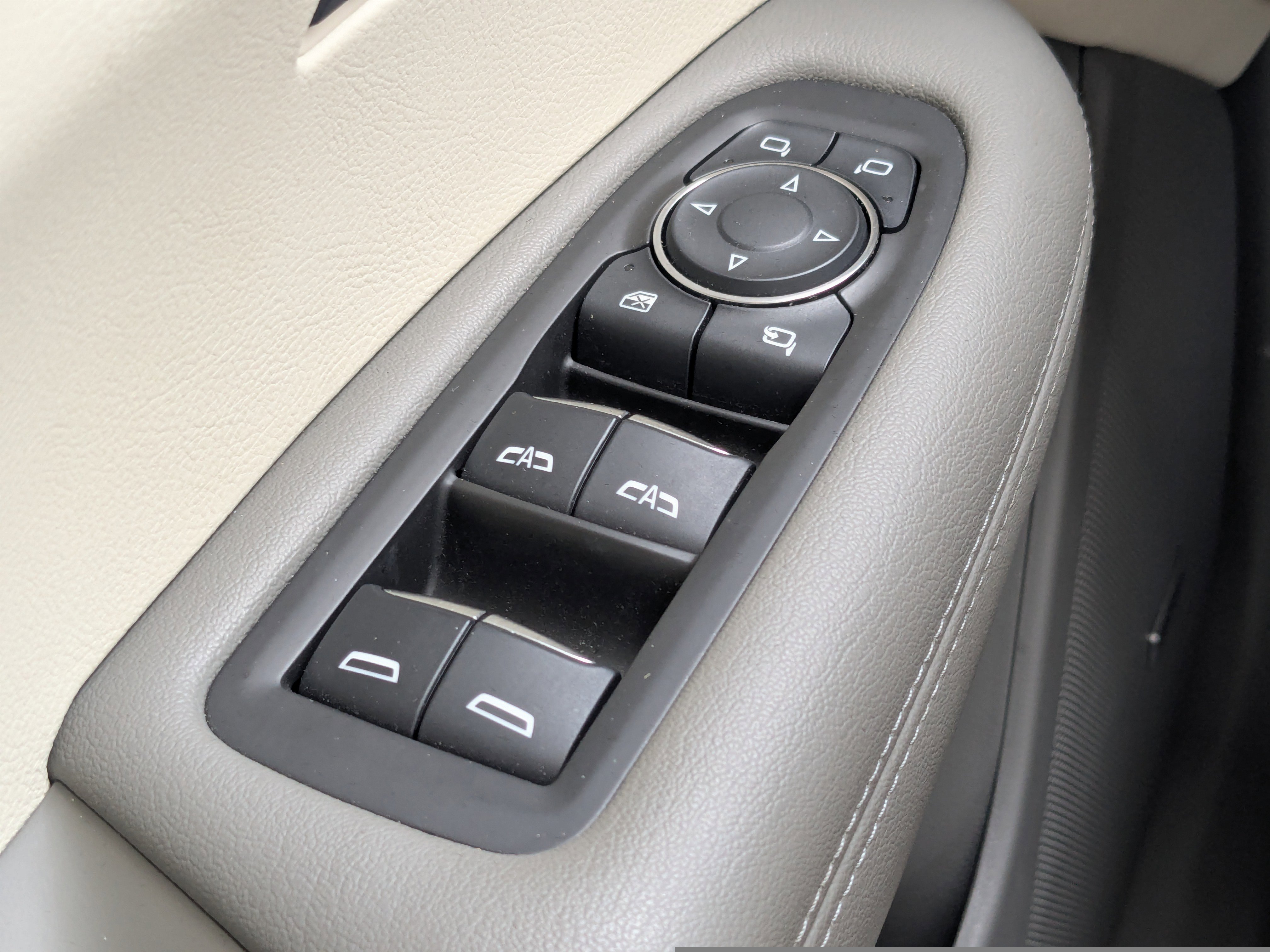 2023 Cadillac XT6 Premium Luxury photo 12