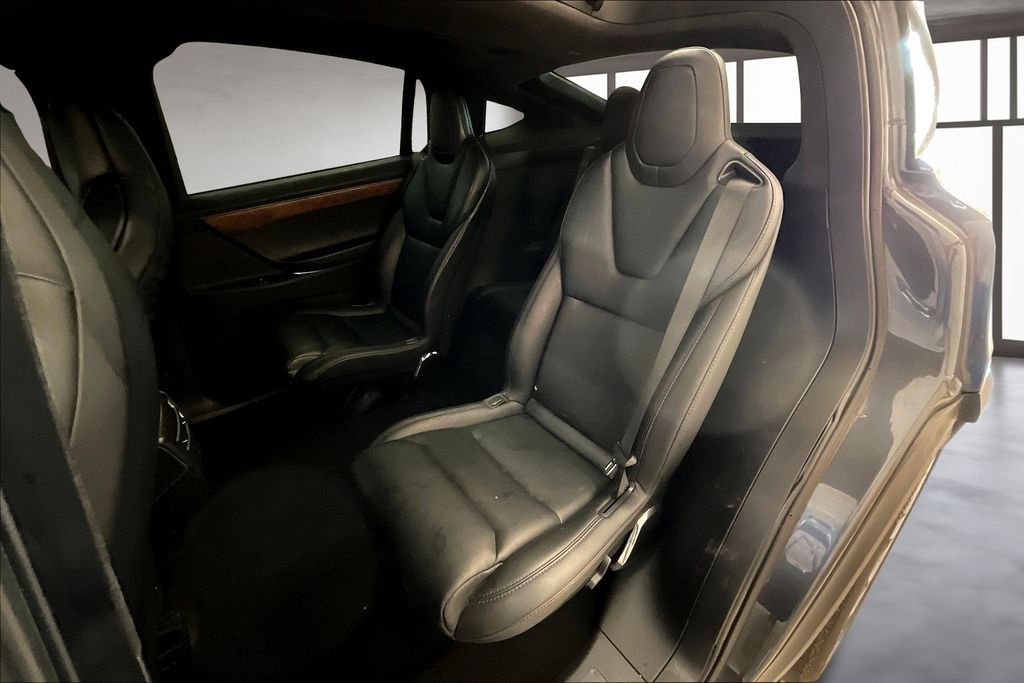 2019 Tesla Model X Performance photo 23