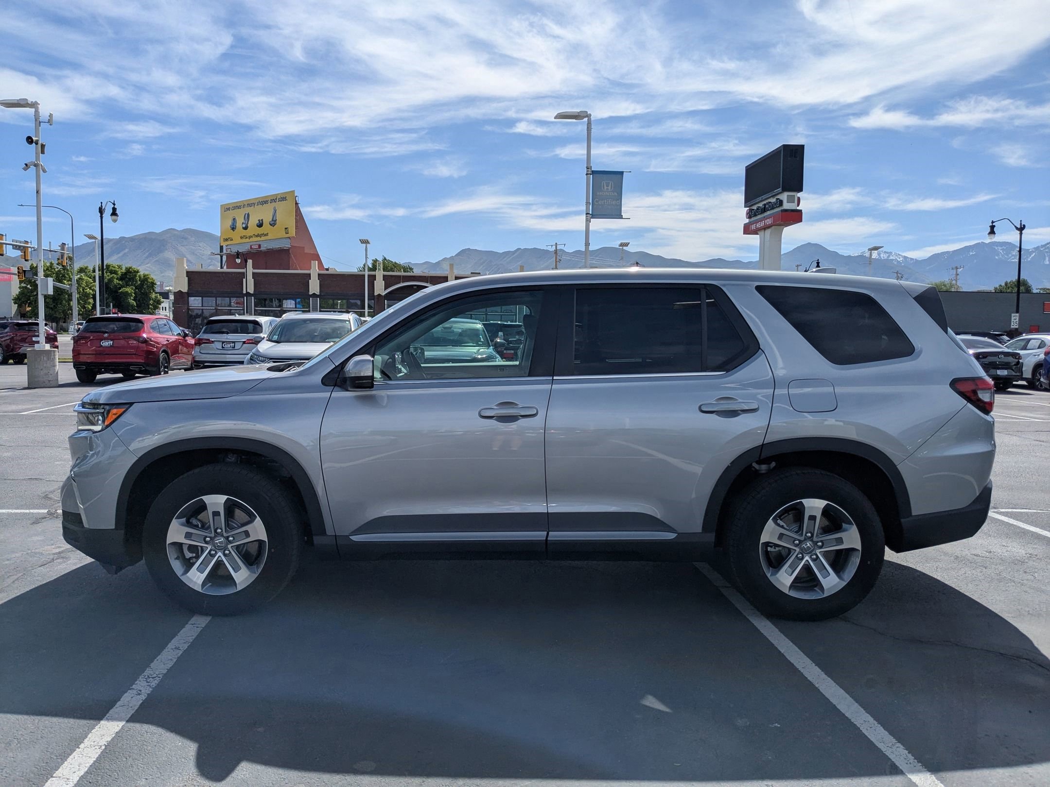 2025 Honda Pilot EX-L photo 6