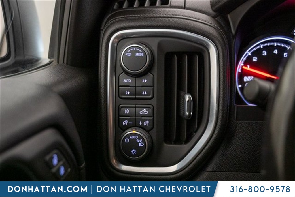 2020 Chevrolet Silverado 1500 RST photo 14