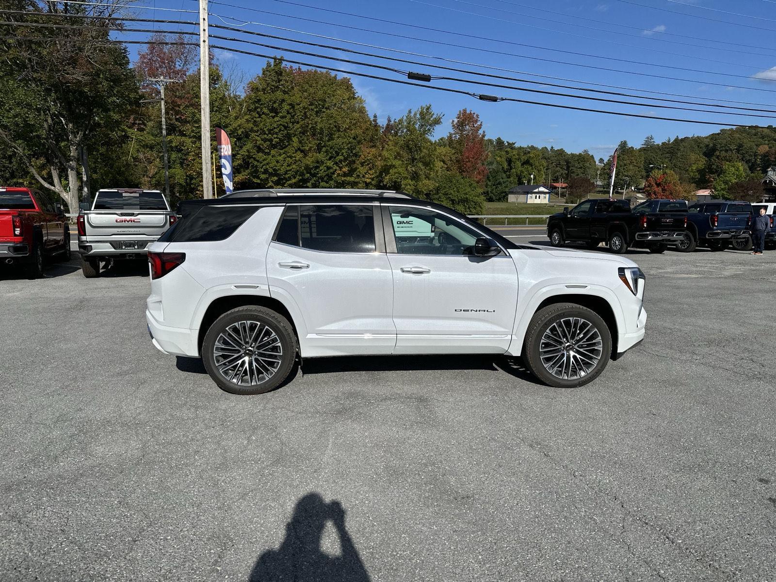 2026 Gmc Terrain Denali photo 2
