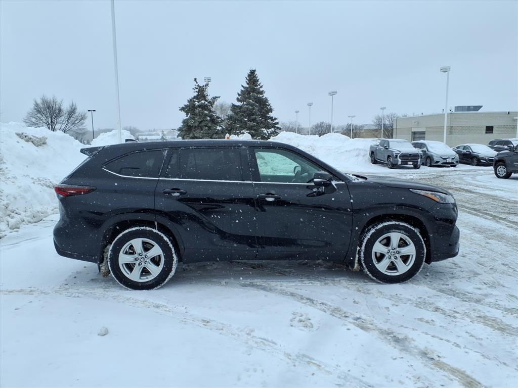 Certified 2024 Toyota Highlander LE with VIN 5TDKDRBH8RS569600 for sale in Burnsville, Minnesota