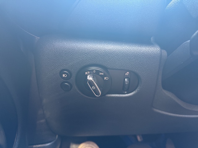 2015 Mini Cooper Hardtop Base photo 9