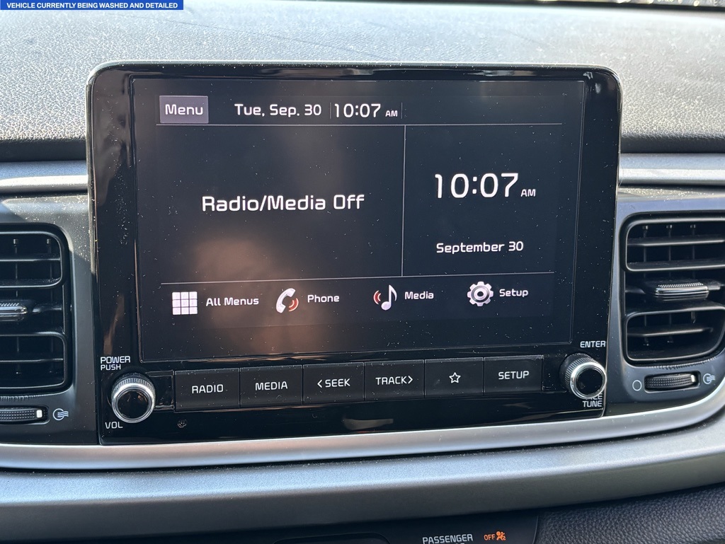 2022 Kia Rio LX photo 9