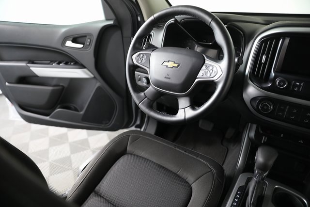 2022 Chevrolet Colorado LT photo 19