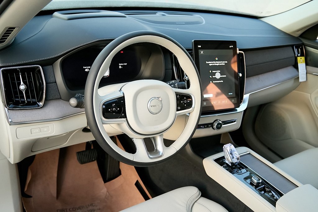 2026 VOLVO XC90 - Image 11