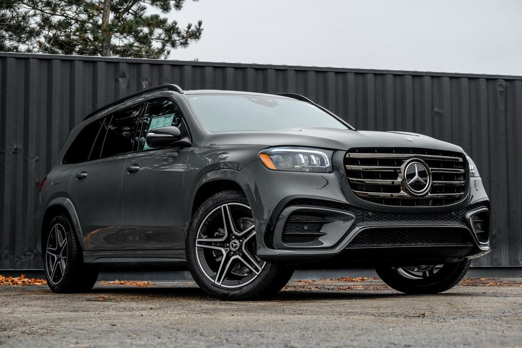 2026 Mercedes-Benz GLS Base's photo