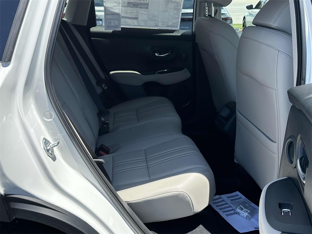 2026 Honda HR-V EX-L photo 7
