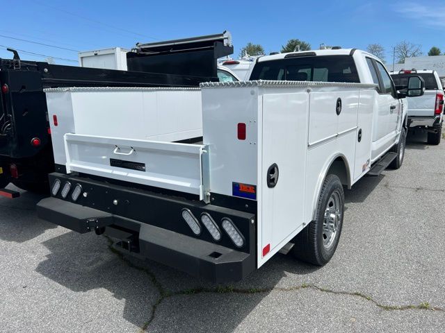 2024 Ford F-350 XL photo 4