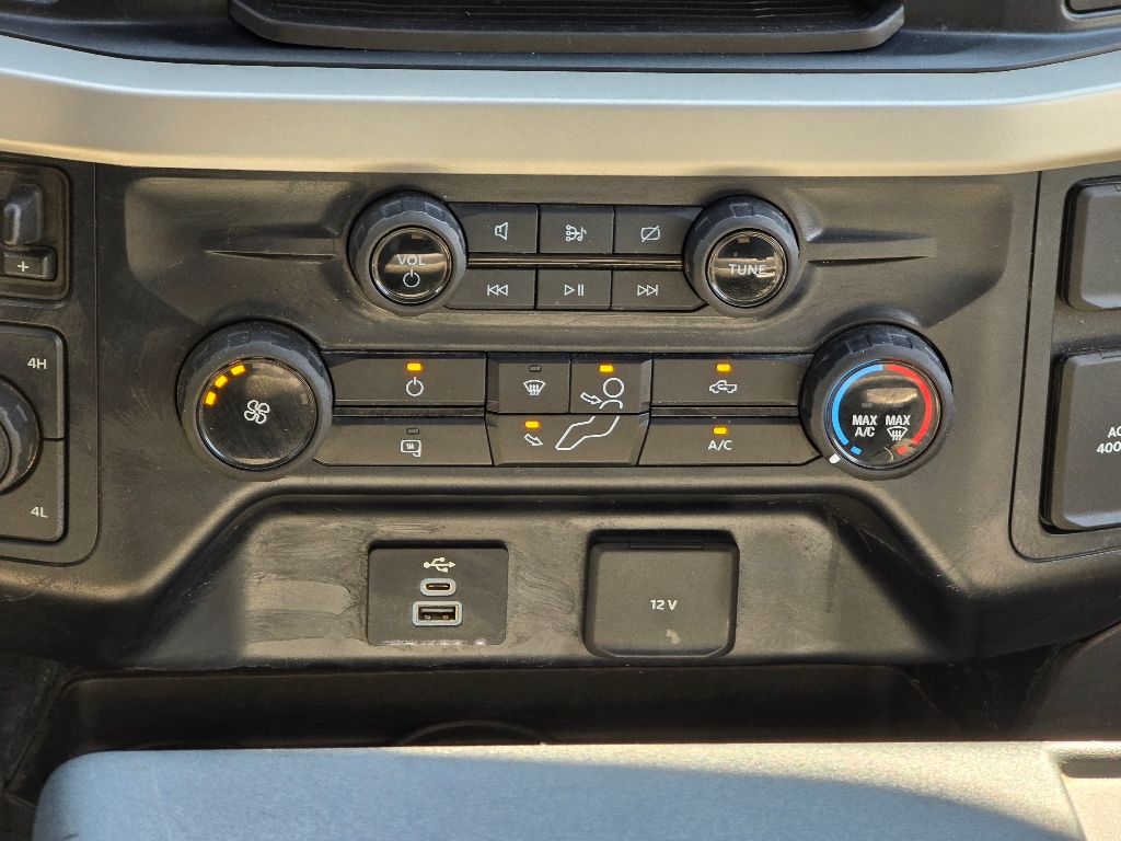 2024 Ford F-250 XLT photo 16